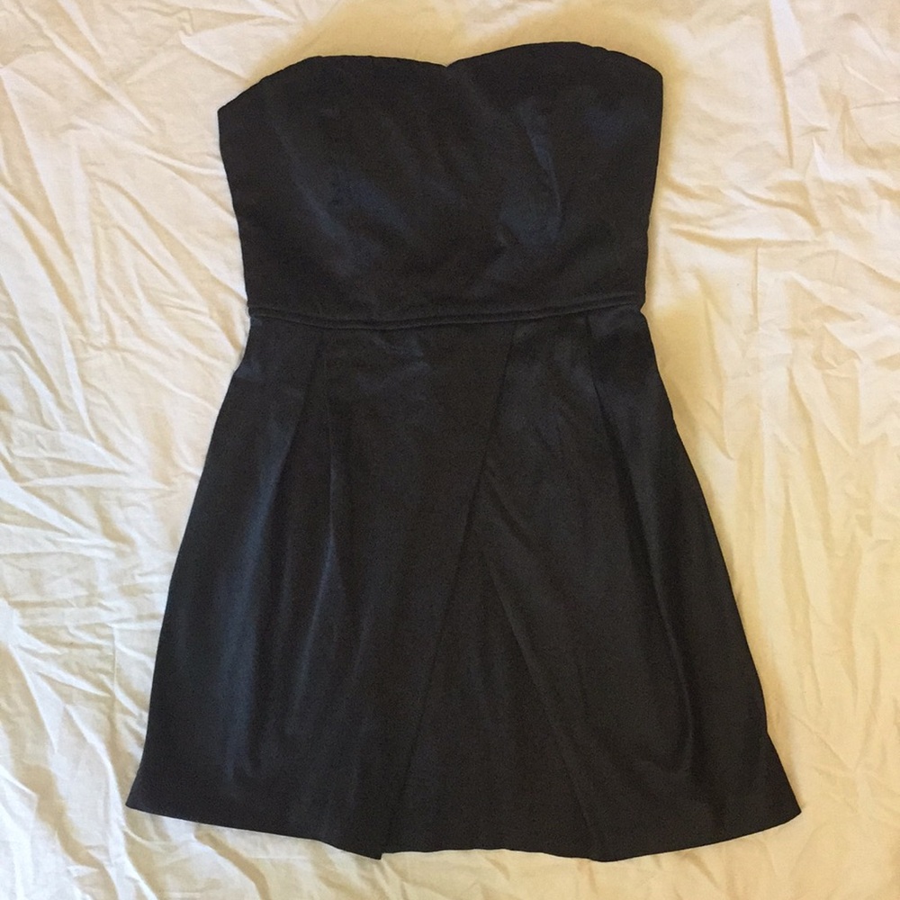 “Going out in Black”